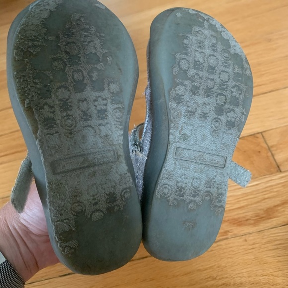 Shoes by Hanna Andresson 9 Silver Maya - Picture 2 of 3